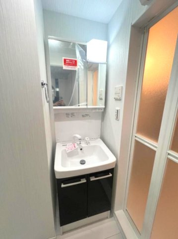 千葉市中央区松波４丁目の賃貸マンションの独立洗面台