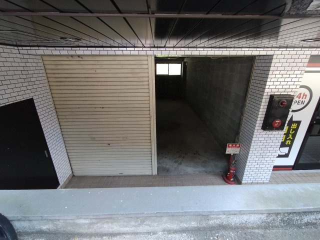豊中市長興寺南４丁目の店舗事務所