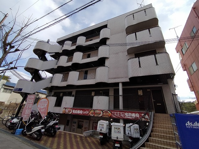 豊中市長興寺南４丁目の店舗事務所