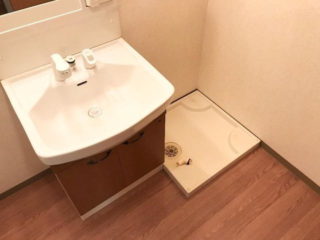 ハピネス幸の内装