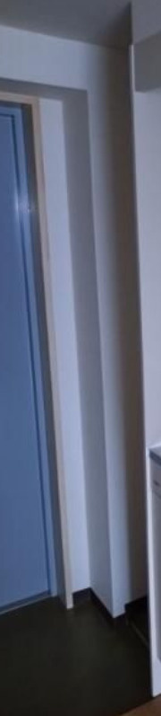 ウエストヒル今井苑の玄関