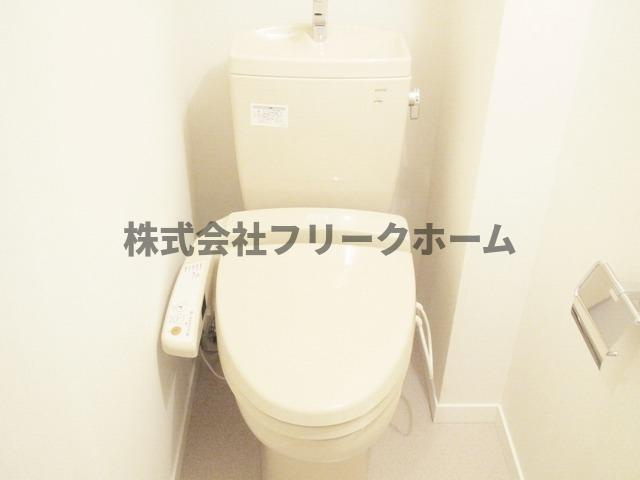小金井市本町１丁目の賃貸マンションのトイレ
