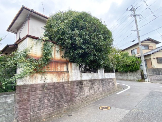福岡市東区高美台4丁目 土地の外観|西鉄バス「高美台四丁目」停まで徒歩約2分！