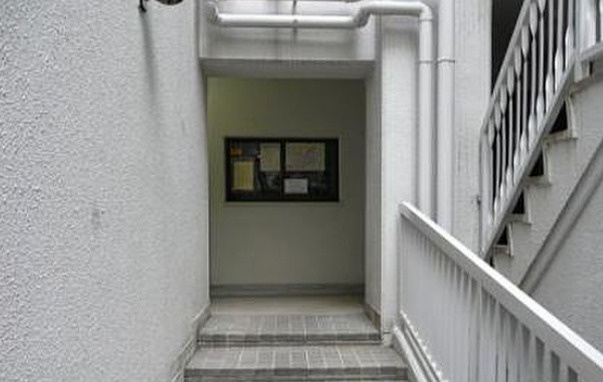 パールシティ小石川のエントランス