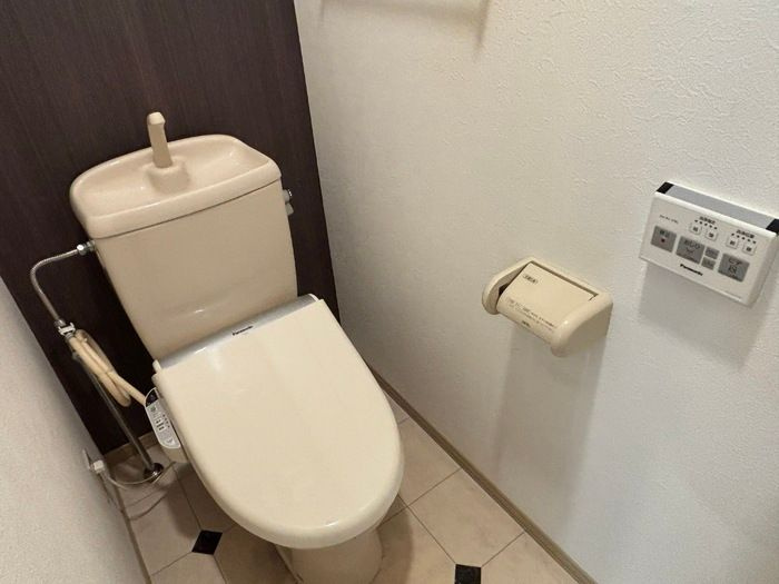 ロイヤルシャトー　A棟のトイレ