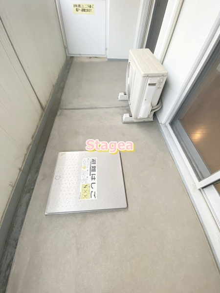 シュロスさいたま新都心のバルコニー