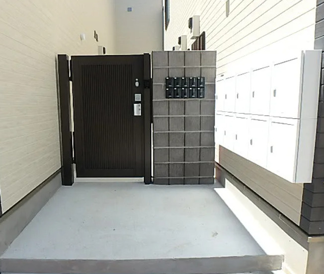 メイト上板橋のエントランス