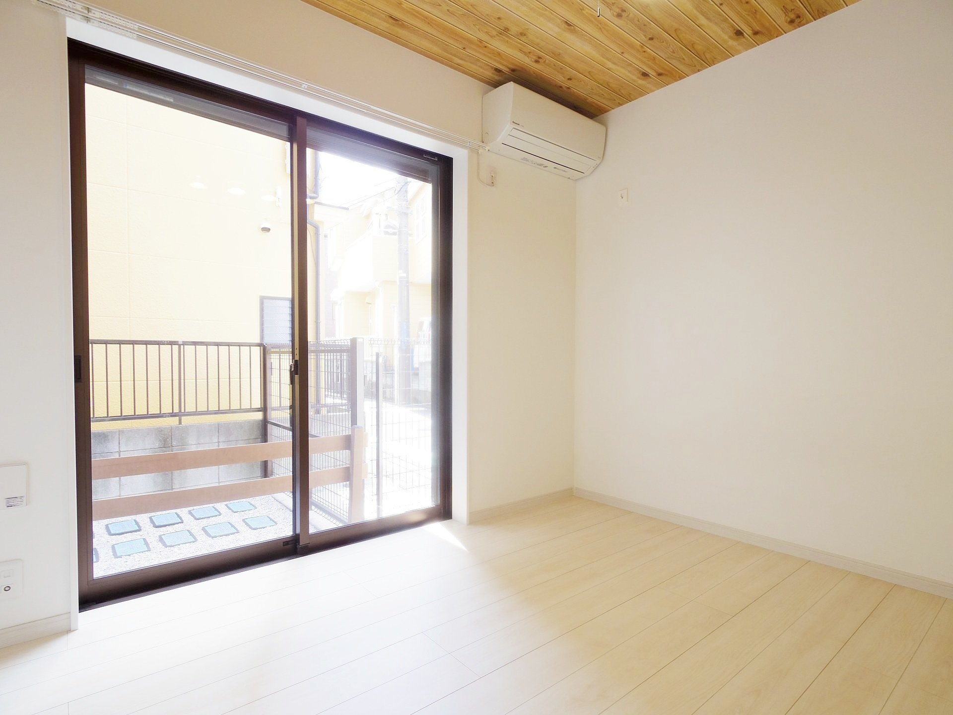 ＷＩＬＬ　ＴＥＲＲＡＣＥの居間・リビング