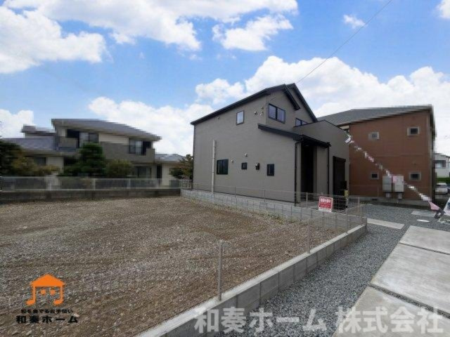 リナージュ ネクスジー 徳島市春日一丁目01期の前面道路含む現地写真