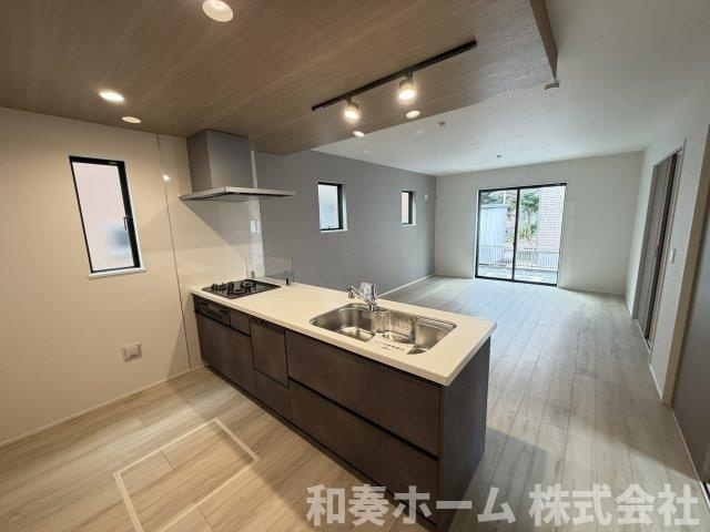 リナージュ ネクスジー 徳島市春日一丁目01期のキッチン