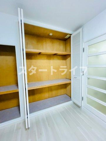 大阪市東淀川区東中島１丁目の賃貸マンションの収納
