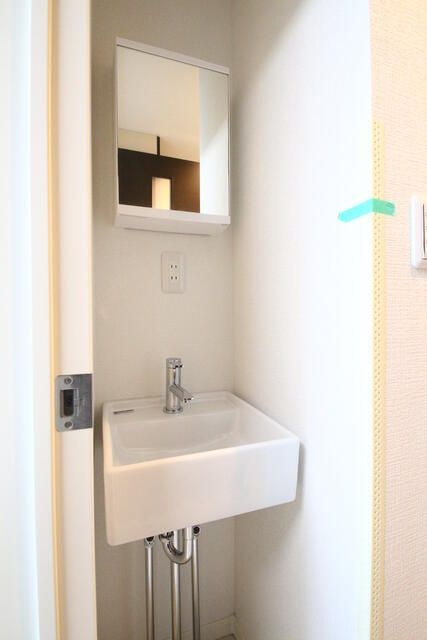 アクティ氷川台の洗面所