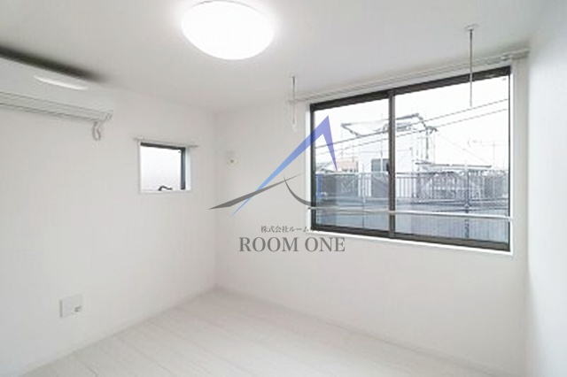グランクオール日ノ出町の居間・リビング|洋室のお部屋です。