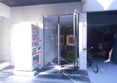 メイクスデザイン池袋のエントランス