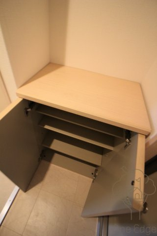 フォレスト梅田西の玄関