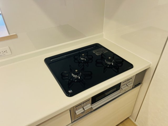 半田市住吉町6丁目4番３の一部『仲介手数料無料』新築一戸建て・建売のキッチン