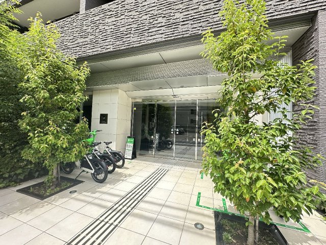 コンシェリア芝公園 ＭＡＳＴＥＲ’Ｓ ＶＩＬＬＡのエントランス