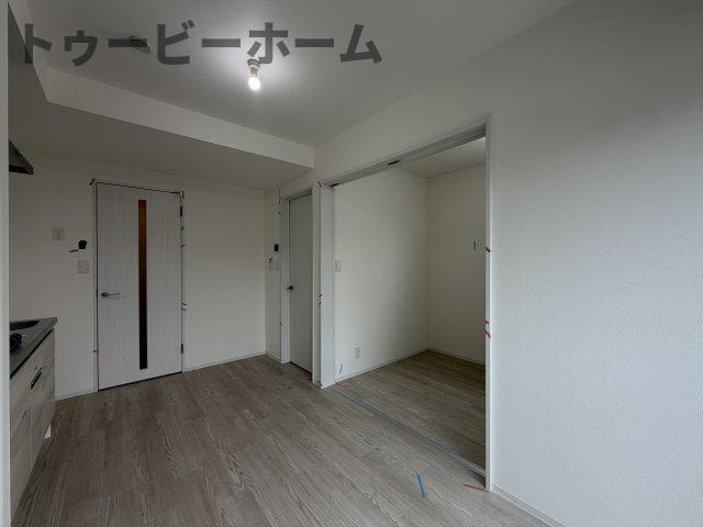 ジーメゾン狭山祇園の居間・リビング|こちらの居間で趣味の時間をお楽しみください