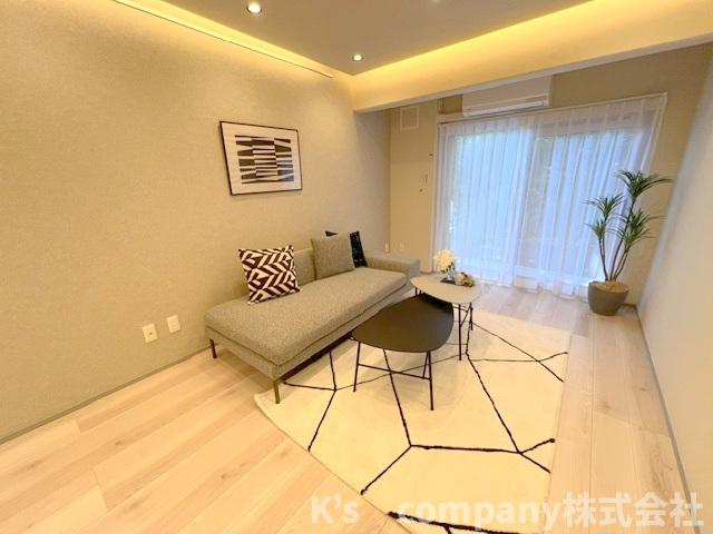 ●藤沢市辻堂太平台2丁目　藤沢太平台ハイツ2号棟の居間・リビング|ダイニングとリビングの使い分けのしやすい間取り◇