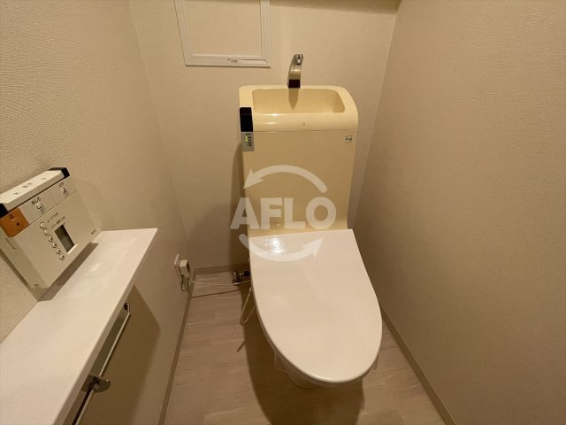 淀屋橋アップルタワーレジデンスのトイレ|淀屋橋アップルタワーレジデンス　温水洗浄便座