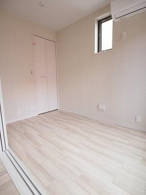 ライズ　ハイネセンの寝室