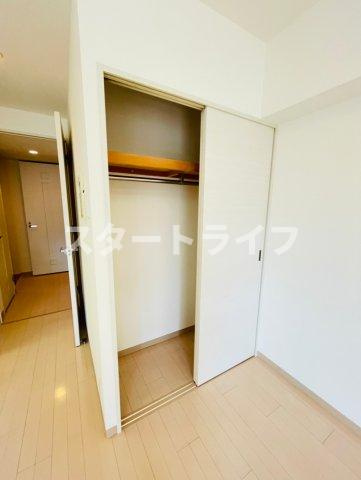 大阪市淀川区東三国４丁目の賃貸マンションの収納
