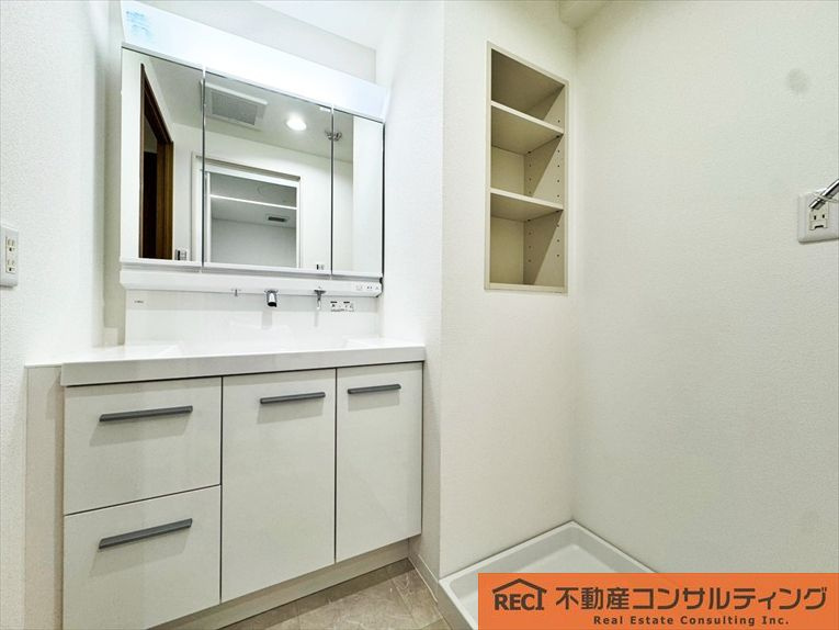 メゾン本山中町の洗面所