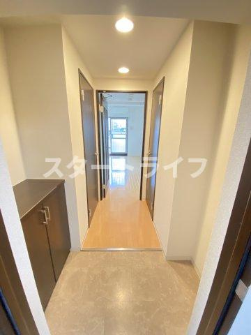 大阪市淀川区宮原２丁目の賃貸マンションの玄関