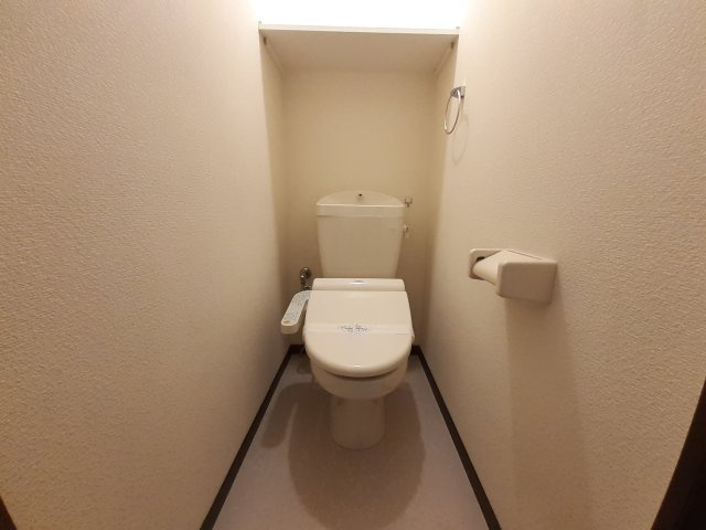 サンリット富合のトイレ|※過去の室内写真のため現況と異なる場合があります