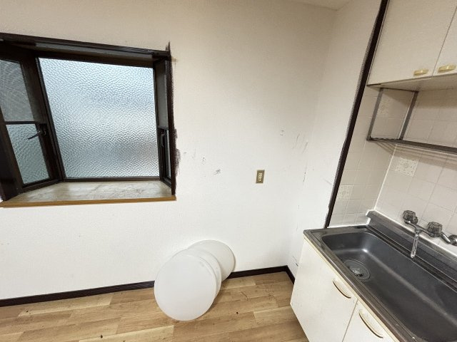 タクティ三津屋の内装