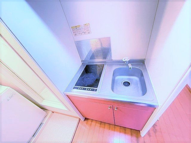 レオパレスＬＵＣＫⅡのキッチン|設備・仕様は号室により異なる為、現況を優先致します。
