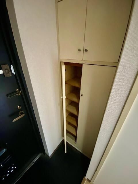 ミリオンコートの玄関