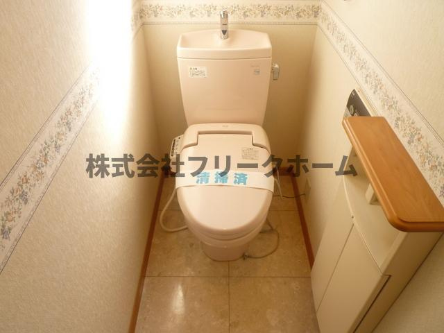 三鷹市井の頭２丁目の賃貸マンションのトイレ