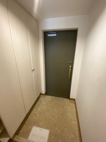 【玄関】