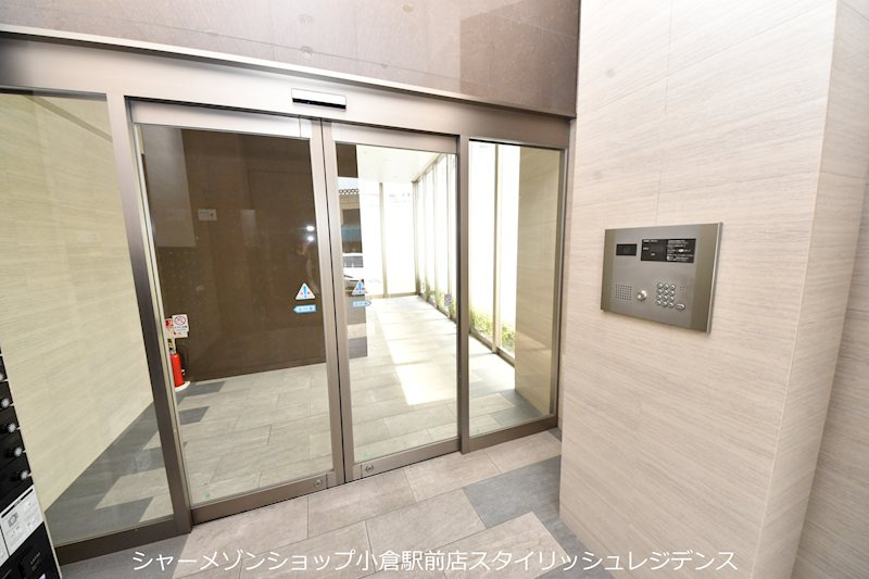 ピノ木町のエントランス