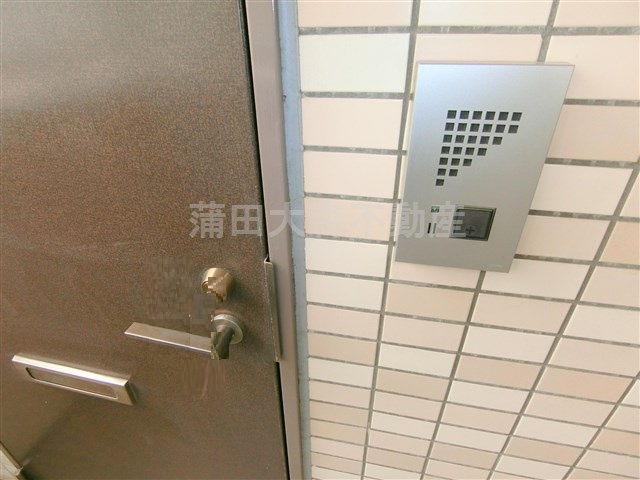 日神パレス平和島の玄関