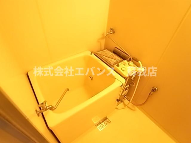 【浴室】 | コーポビリオン | きれいなお風呂です
