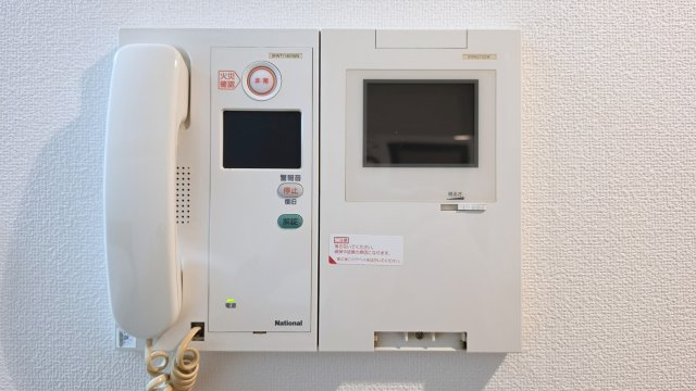 スカイコート神田弐番館のセキュリティ|TVインターホン