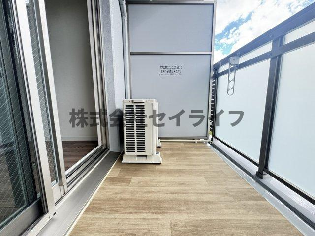 アドバンス大阪ベクエムのバルコニー