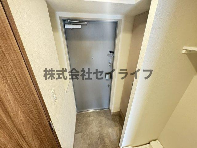 アドバンス大阪ベクエムの玄関