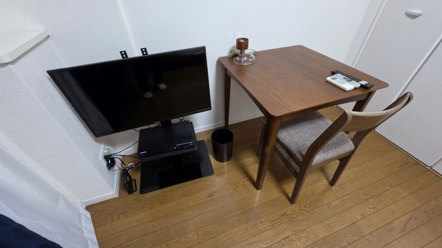 スカイコート神田弐番館の設備|TVセット・デスク・チェア