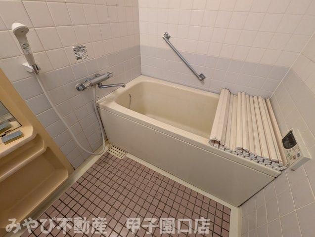 ドルチェ甲子園の浴室