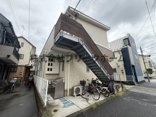 小金井市貫井北町２丁目のアパートの外観