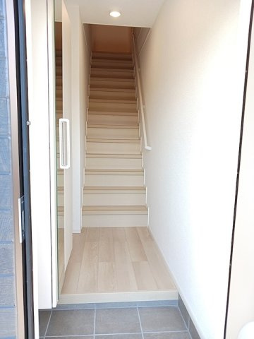 リオグランデ堤台Ⅱの玄関|明るい玄関です