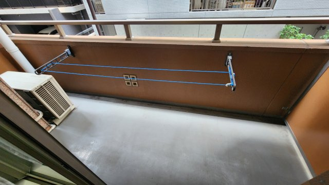 スカイコート神田弐番館のバルコニー