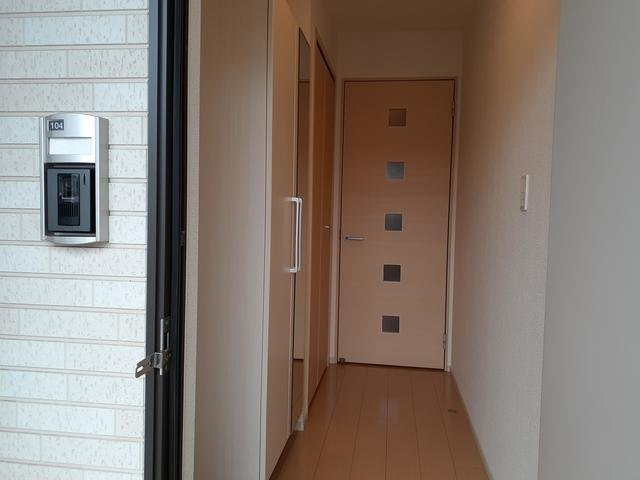 プラシードの玄関|落ち着いた玄関です