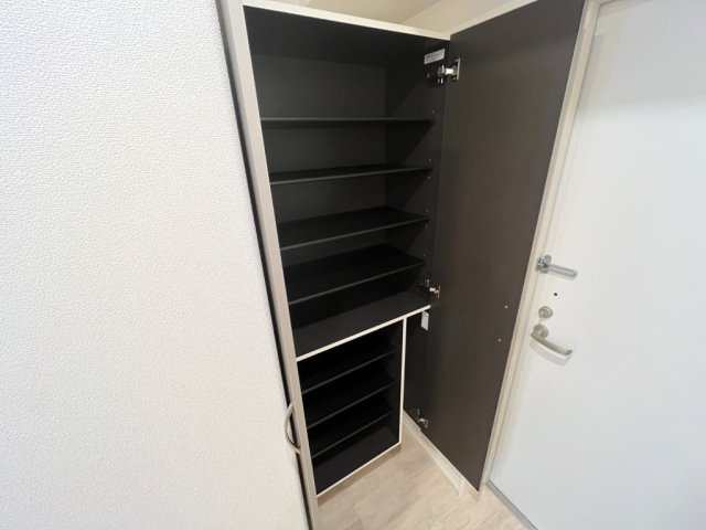 ECLOUDの玄関