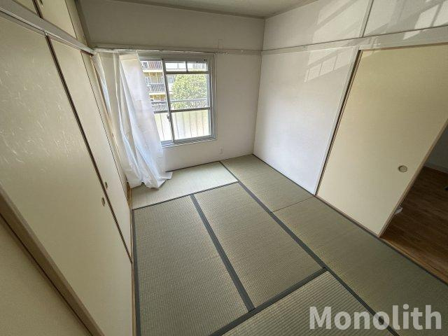 鶴山台13号棟の和室