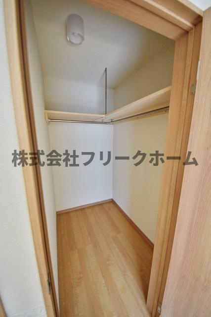 小金井市前原町４丁目のテラスの収納