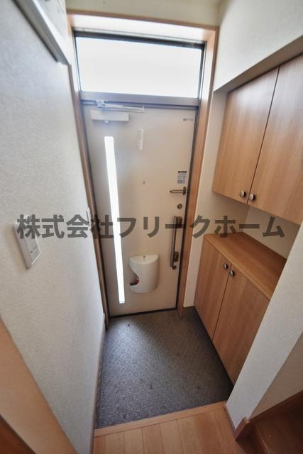 小金井市前原町４丁目のテラスの玄関